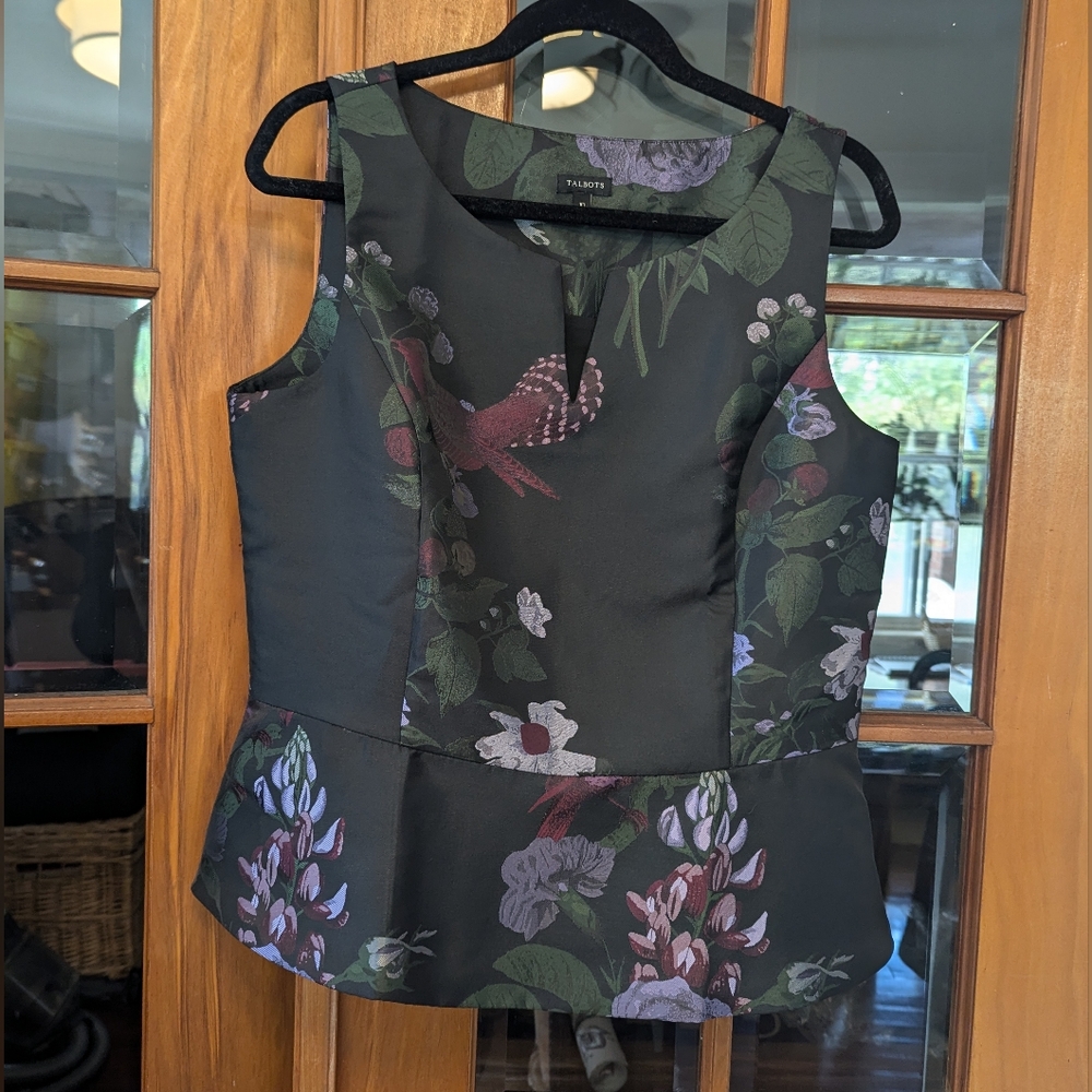 Talbot's Black Sleeveless Floral Peplum Top Sz 10